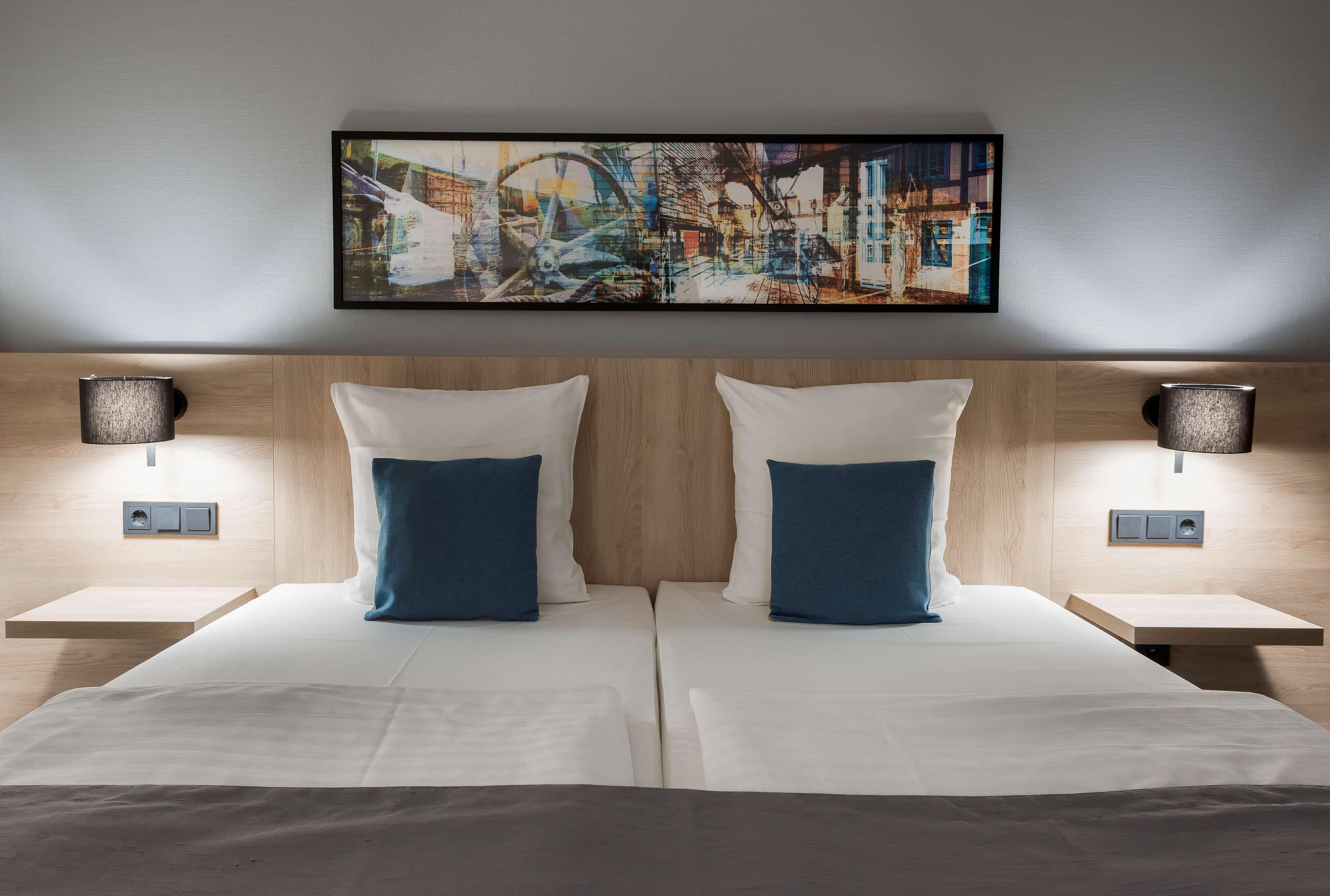 รามาดา บาย วินด์แฮม เฟลนส์บวร์ค Hotel เฟลนส์บวร์ก ภายนอก รูปภาพ